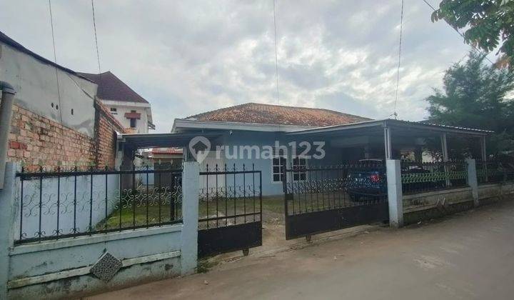 Dijual Rumah di Jalan Kemang Manis Palembang 1