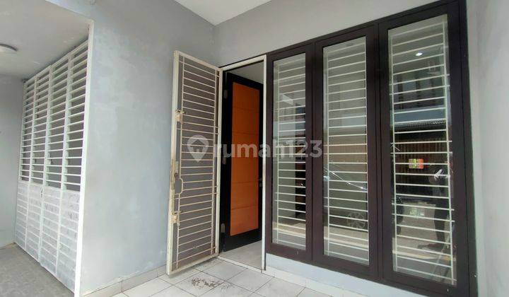 Dijual Townhouse di Komplek Sapta Indah Town Houses Jalan R Soekamto Palembang 2