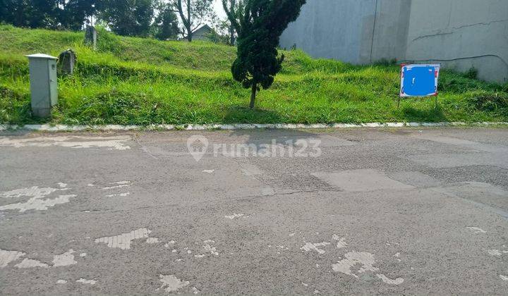  Dijual Tanah Bentuk Kotak di Setra Duta Dago  2