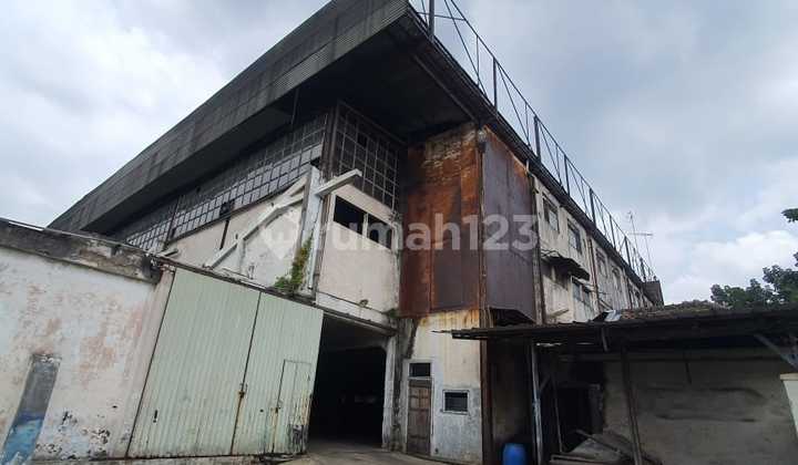 For Sale Commercial Space in Jendral Sudirman Street Building, Bandung For Sale Commercial Space in Jendral Sudirman Street Building, Bandung