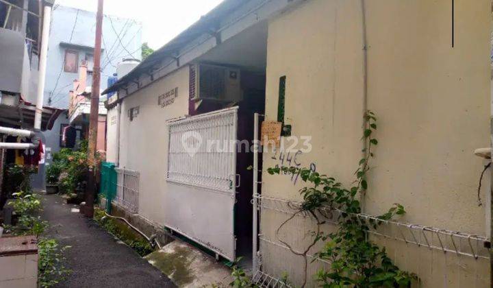 Kost Kostan Di Salemba Tengah Dekat Stasiun 40Jt/Tahun 1