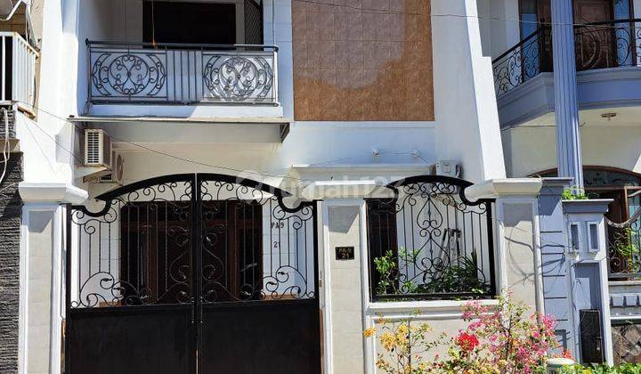 Rumah Villa Valensia Pakuwon Indah Surabaya Full Furnish 1