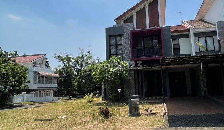 Dijual Rumah Minimalis Modern 2 Lantai siap huni di Legenda Wisata Cibubur 1