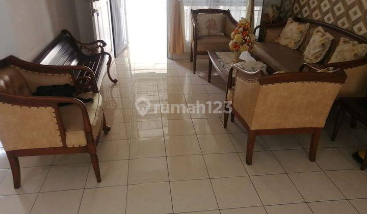 Dijual Rumah Asri Hook Di Perumahan Kota Wisata Cibubur 2