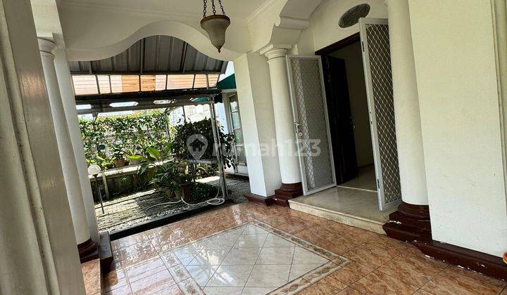 (SOLD)Dijual Rumah 2 Lantai Sudah Renovasi Di kota Wisata, Cibubur 1