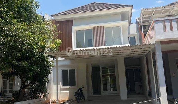 Dijual Rumah 2 Lantai Baru Kelar Renovasi di Kota Wisata, Cibubur 1