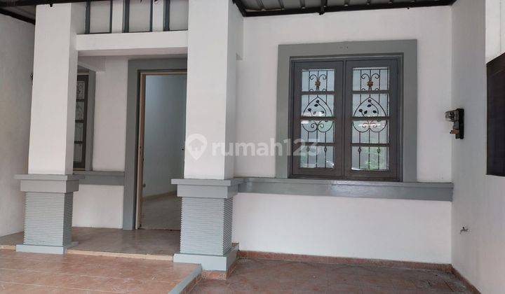 Dijual cepat rumah 1 Lantai di Kota Wisata, Cibubur 2