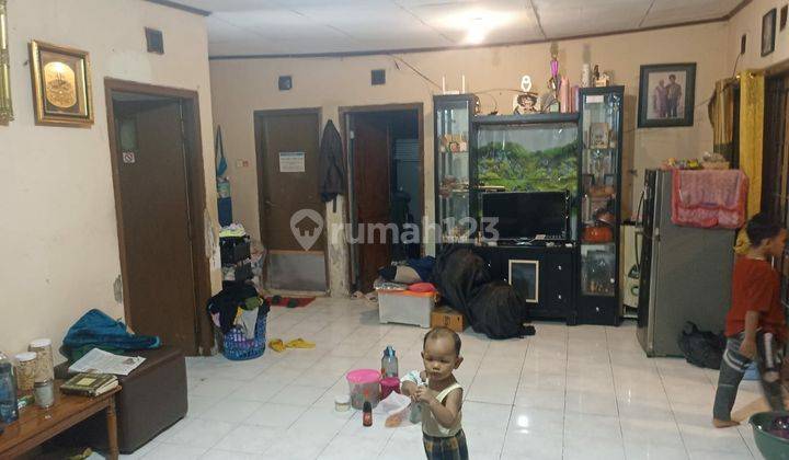 Dijual Rumah lokasi sangat strategis untuk ruang usaha  2