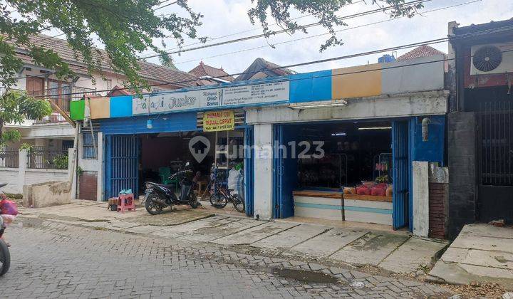 Dijual Rumah lokasi sangat strategis untuk ruang usaha  1