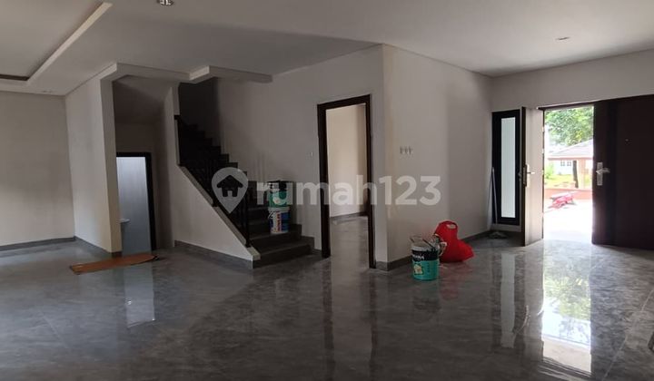 Dijual Rmh Like New Di Cibubur Sudah Shm 2