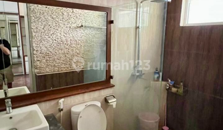 Dijual Rumah Mewah Siap Huni Ada Kolam Renang di Cikeas Dijual Rumah Mewah Siap Huni Ada Kolam Renang di Cikeas