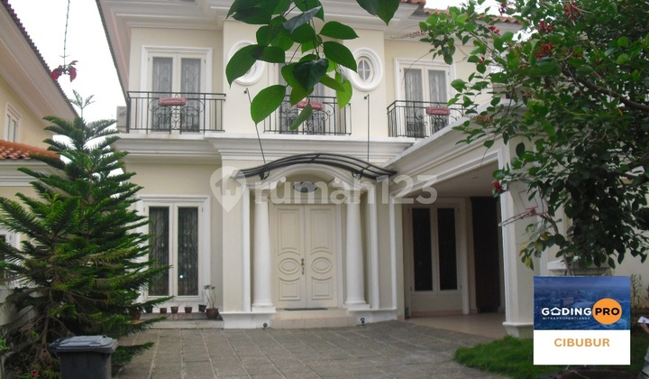 Rumah Mewah Dan.bagus SHM di Cibubur