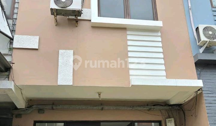 For Sale, Ready to Wear at Legenda Wisata For Sale, Ready to Wear at Legenda Wisata