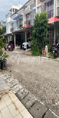 For Sale: House in Victoria Garden Cluster, South Bekasi, Jaka Setia