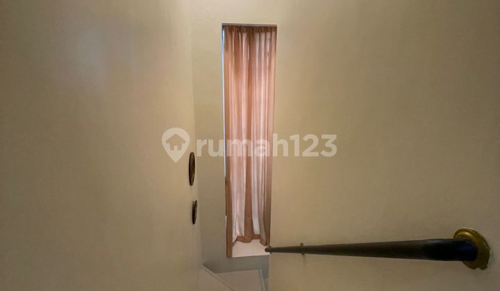 Rumah Cantik Dijual Rumah 2 Lantai Siap Huni di Raffles Hills 2