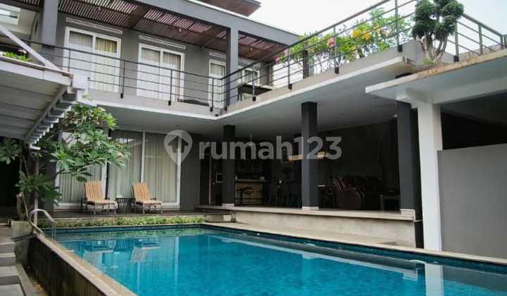 Rumah Seperti Hotel Ada Kolam Renang Di Cimanggis Depok