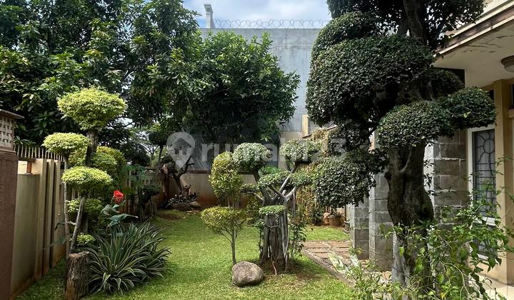 For Sale Luxury 2-Story House with Swimming Pool, in Kota Wisata 2