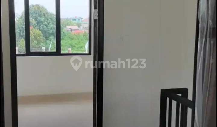 For Sale Neat Move-in Ready House in Royal Palm Blossom Kalideres West Jakarta 2