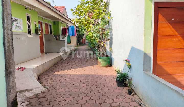 Quick Sale: 6-Door Rental Units Near LRT in Harjamukti, Depok 2