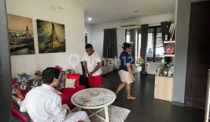 Dijual Harga Bagus Rumah 2 Lantai Di Legenda Wisata 2