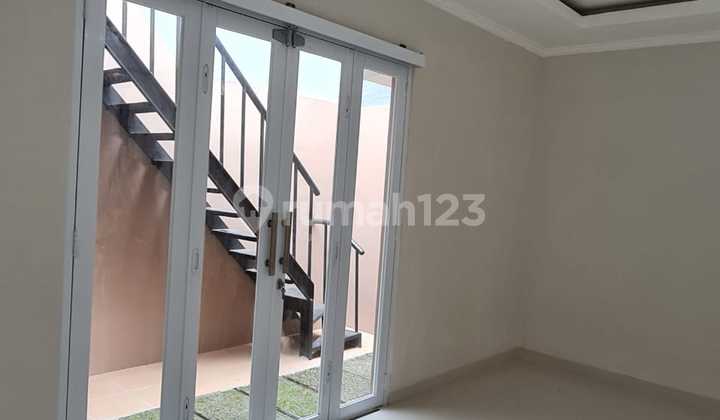Dijual Rumah Cantik 2 Lantai Di Legenda Wisata Cibubur 2