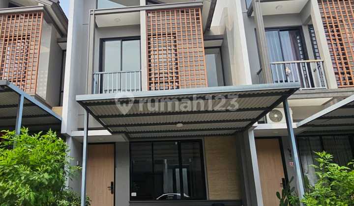Dijual Rumah New 2.5 Lantai Fully Furnished Di Legenda Wisata Dijual Rumah New 2.5 Lantai Fully Furnished Di Legenda Wisata