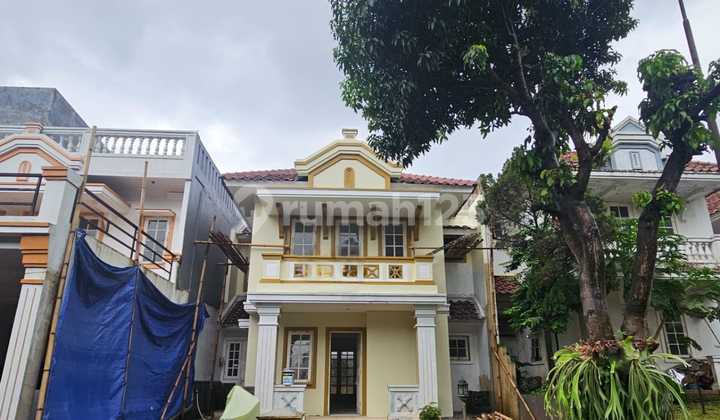 Dijual Rumah 2 Lantai Like New Depan Taman di Legenda Wisata Cibubur Dijual Rumah 2 Lantai Like New Depan Taman di Legenda Wisata Cibubur