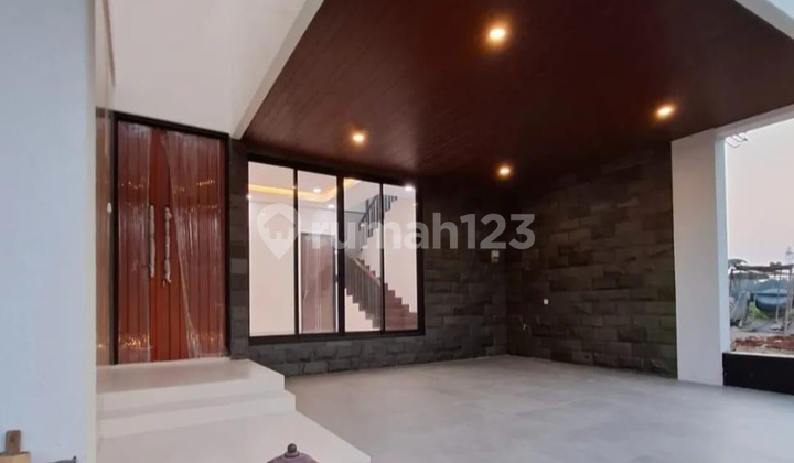 Forsale Brand New Modern Tropical House 3 Lantai di Vila Raisan Jagakarsa - Jakarta Selatan Forsale Brand New Modern Tropical House 3 Lantai di Vila Raisan Jagakarsa - Jakarta Selatan