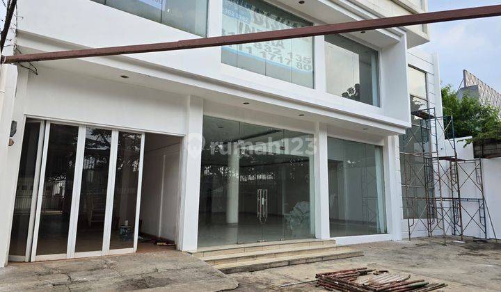 Dijual rumah dan ruang usaha di lokasi strategis Transyogi cibubur  1