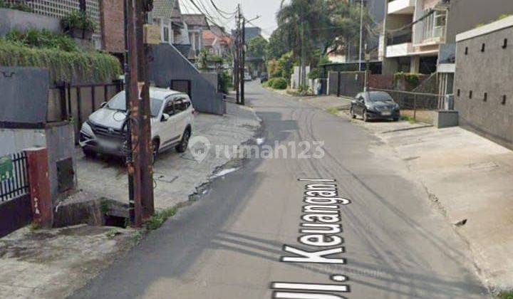 Dijual rumah 1,5 lantai di jakarta selatan  2