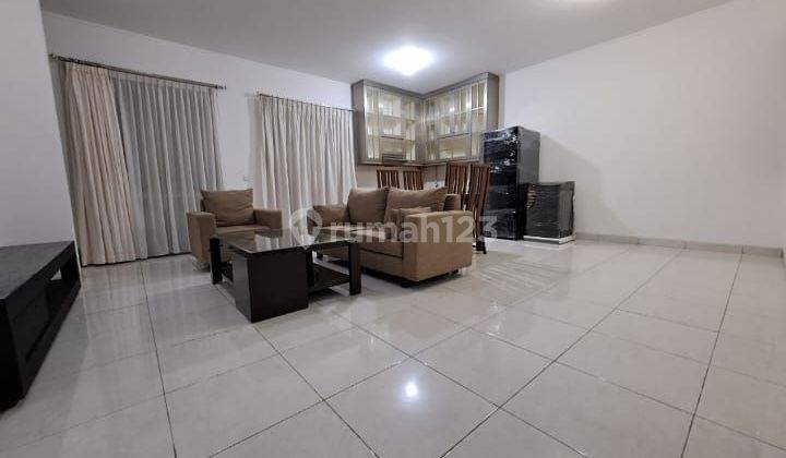 Disewa Rumah Bagus di BSD Full Furnish  2