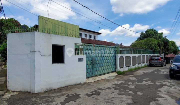 Dijual Rumah Asri Dengan Kolam Renang di Kemang Utara 2