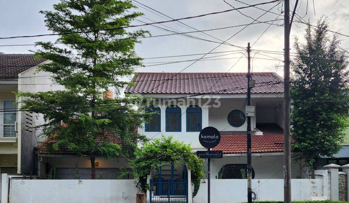 Rumah untuk usaha di jalan Raya Elang sektor 9 Bintaro 1