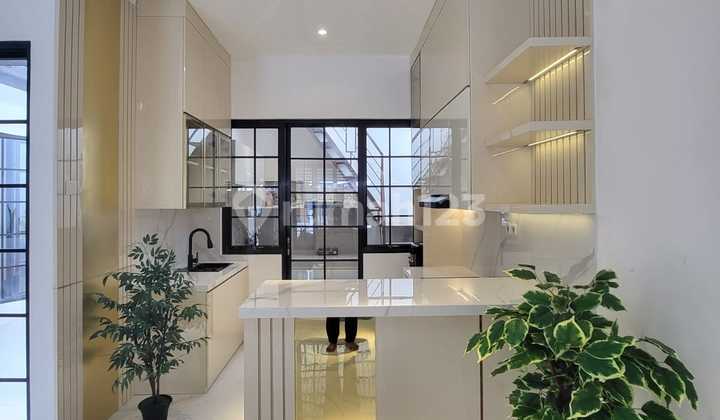 Rumah bagus di Bintaro Emerald Residence sektor 9 Bintaro  2