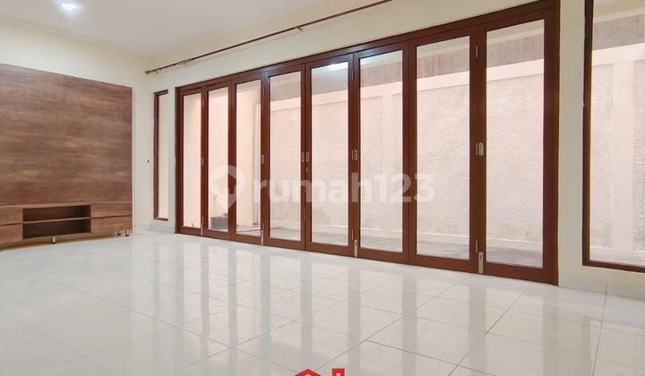 Two-Story Comfortable Residence in Discovery Conserva at an Attractive Price Two-Story Comfortable Residence in Discovery Conserva at an Attractive Price