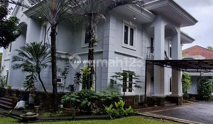 Dijual Rumah Mewah Di Patiunus , SHM