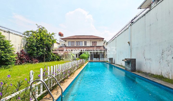 Dijual Rumah Zona Komersil Lokasi Strategis Di Antasari Jakarta Selatan