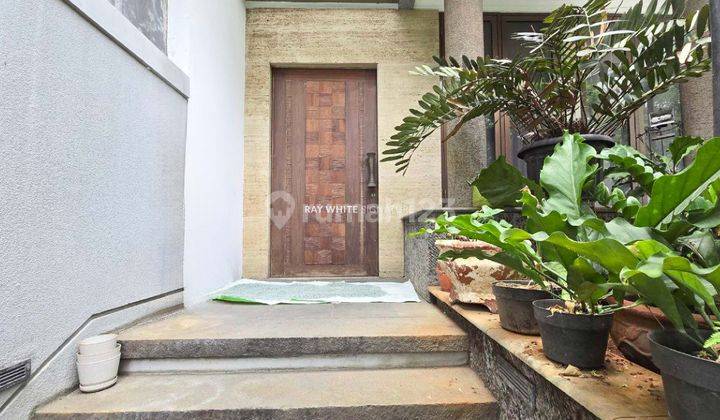 Rumah  Layak Huni 2 Lantai Di Villa Hijau Dekat Pondok Indah Mall 2