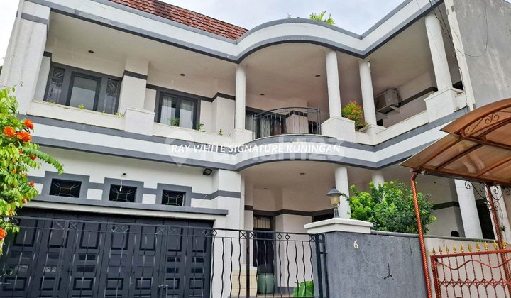 Rumah Siap Huni Lokasi Prime di Jl. Lengkong Pondok Indah Rumah Siap Huni Lokasi Prime di Jl. Lengkong Pondok Indah