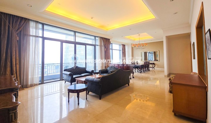 Airlangga Ritz Carlton Mega Kuningan Apartment Semi Furnished
