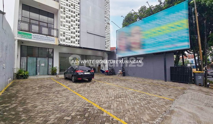 Dijual Ruko Gandeng Klinik Kecantikan 4 Lantai Di Bintaro Utama Dijual Ruko Gandeng Klinik Kecantikan 4 Lantai Di Bintaro Utama
