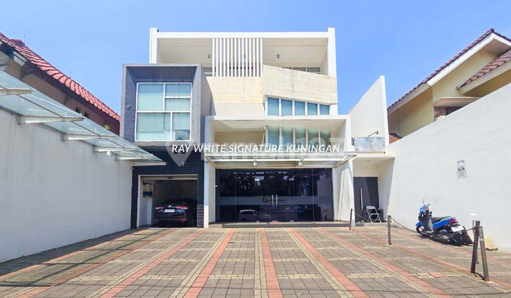 Dijual Gedung Kantor Siap Pakai Di BSD City Anggrek Loka Dijual Gedung Kantor Siap Pakai Di BSD City Anggrek Loka