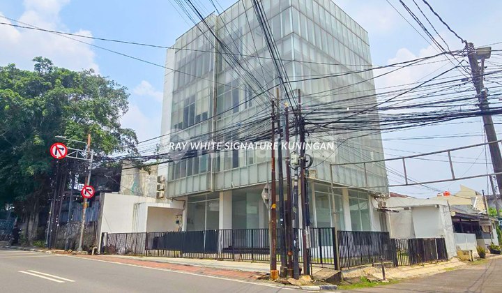 Dijual Gedung Siap Pakai di Bintaro Raya Jakarta Selatan Dijual Gedung Siap Pakai di Bintaro Raya Jakarta Selatan