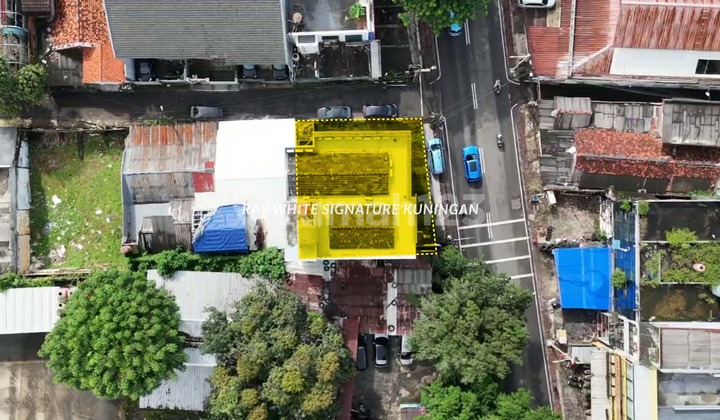 For Sale 4-Story Ready-to-Use Building in Bintaro Raya, South Jakarta