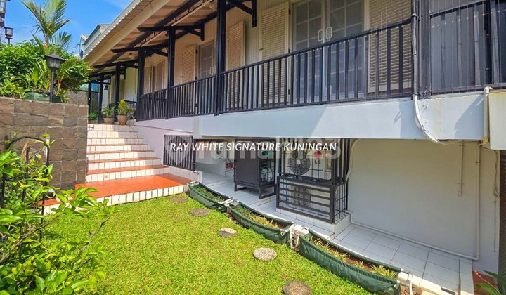 For Sale: Good House Ready to Occupy on Jalan Sibayak Limo Depok 2