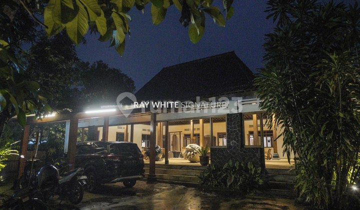 Dijual Homestay Di Jl Raya Solo Dekat Candi Sari Yogyakarta