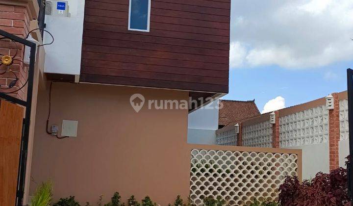 Dijual Rumah Baru Mewah di kawasan Elit Renon 2