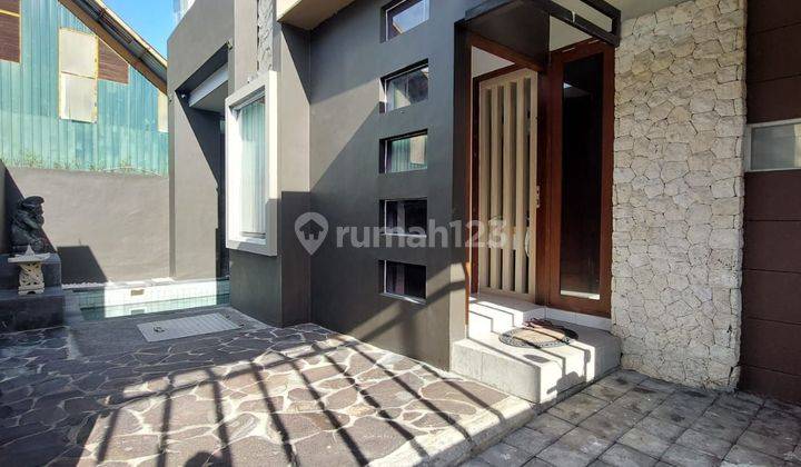 DIJUAL RUMAH MODERN DALAM CLUSTER DI JIMBARAN 

 1