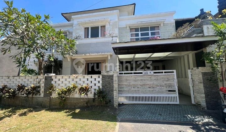 Dijual Rumah 2 Lantai Area Premium Renon