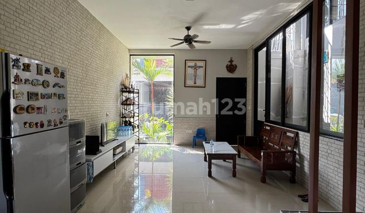Dijual Rumah Semi Furnished dan One Get Sistem, Kerobokan 2